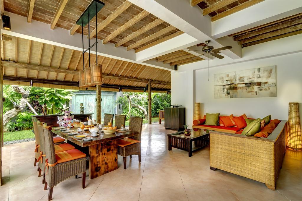 Hevea Villas Seminyak Rum bild