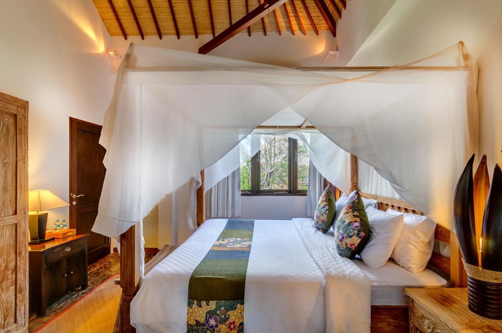Hevea Villas Seminyak Rum bild