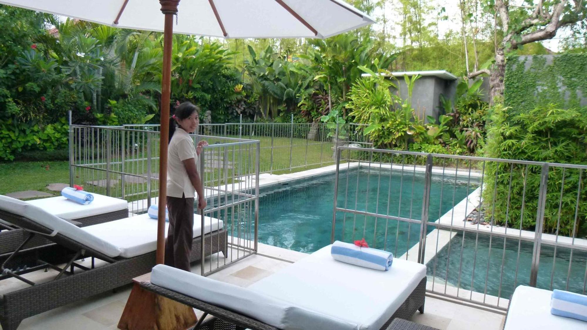 Hevea Villas Seminyak Rum bild