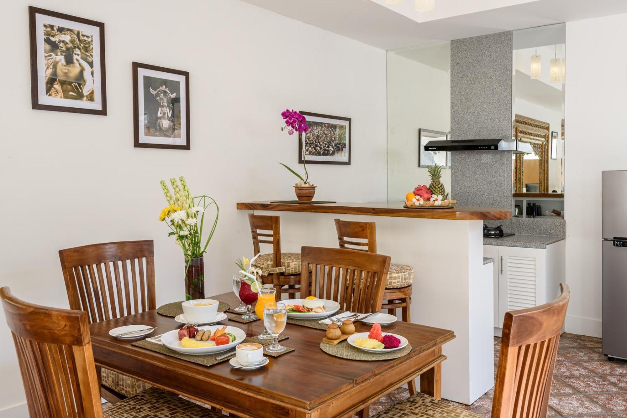 Hevea Villas Seminyak Exteriör bild