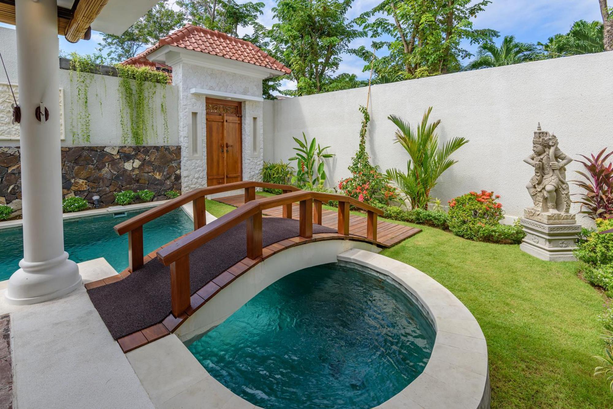 Hevea Villas Seminyak Exteriör bild
